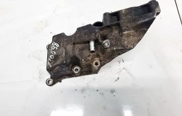 Mercedes-Benz C W202 Engine mounting bracket R112360630