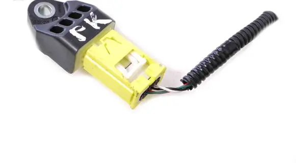 Toyota Auris E180 Airbag deployment crash/impact sensor 8983102140
