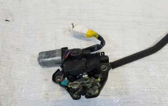 Lexus GS 300 350 430 450H Tailgate/trunk/boot lock/catch/latch