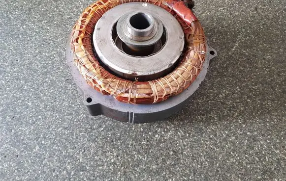 Lexus ES 250 - 300 - 330 Other gearbox part 61150805188 8315083257