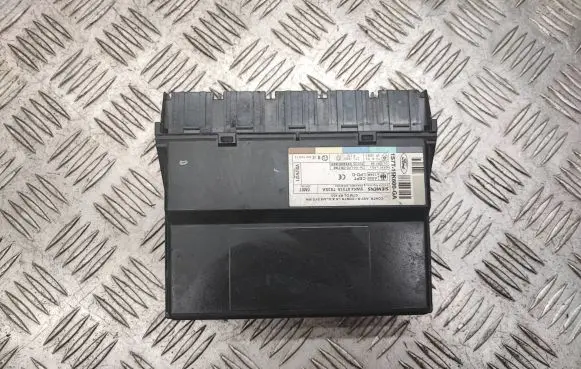 Ford Mondeo Mk III Comfort/convenience module 5WK48731A