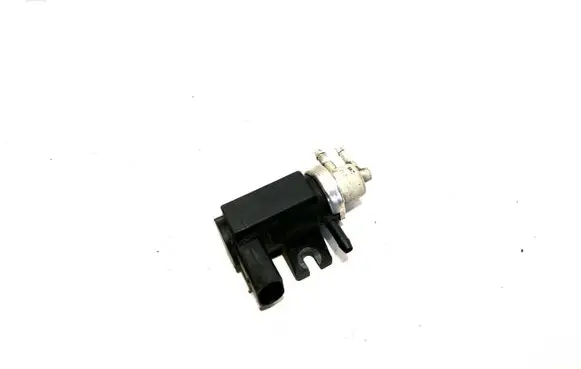 Volkswagen Touareg I Turbo solenoid valve 1J0906627A 72290325 051335