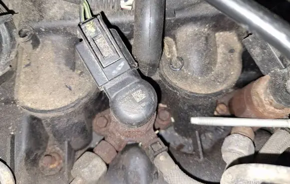Land Rover Discovery 3 - LR3 Fuel injector 7h2q9k546cb