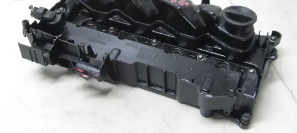 Volvo V40 Rocker cam cover 31430358