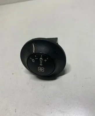 Peugeot 807 Interior fan control switch 1488941077 0400440161 1488961077