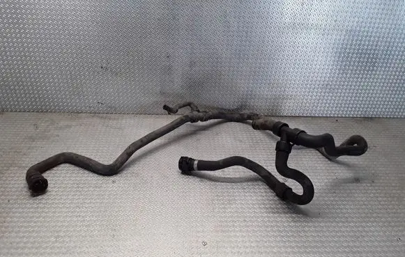 Volvo S80 Engine coolant pipe/hose