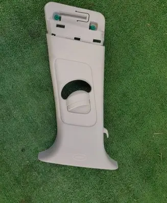 Hyundai i30 (B) pillar trim (top) 85830-G4000