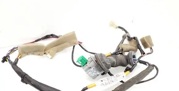 Suzuki Grand Vitara II Front door wiring loom 3675765JD1