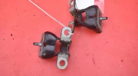 Peugeot 5008 Tailgate/trunk/boot hinge