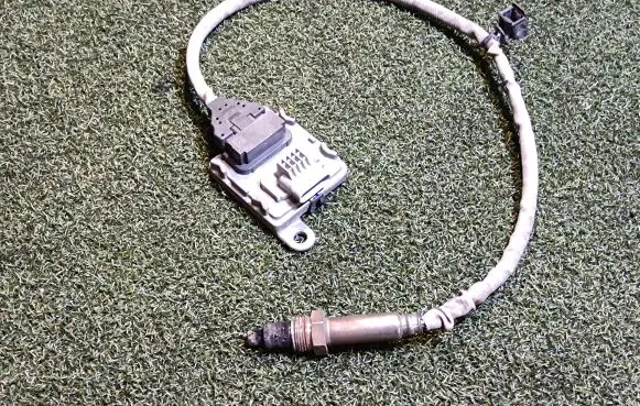 Renault Master III Lambda probe sensor 227909181R A2C19306400