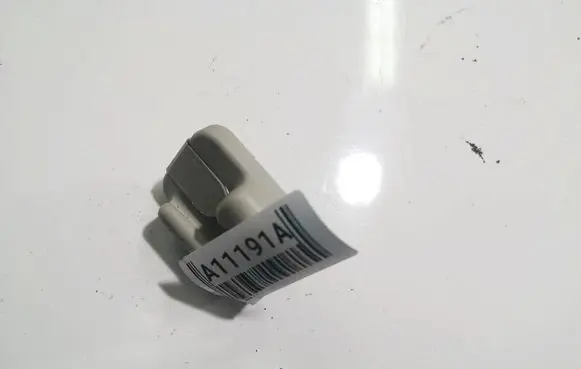 Mazda 6 Sun visor clip/hook/bracket 