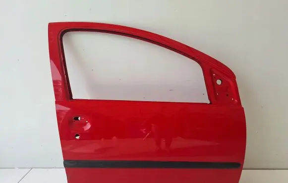 Toyota Aygo AB10 Front door