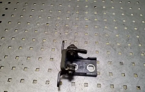 Opel Insignia A Front door upper hinge ES03A046574