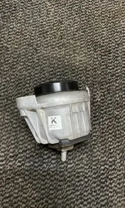 BMW X1 E84 Engine mount bracket 676885203