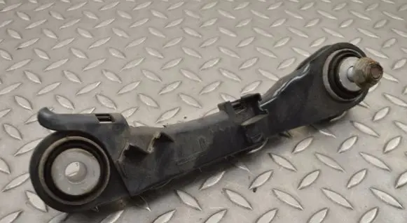 BMW 5 G30 G31 Rear upper control arm/wishbone