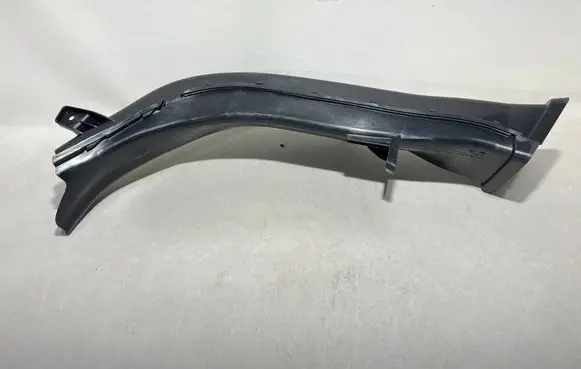 Porsche Taycan 9J1 Air intake hose/pipe 9J1807010