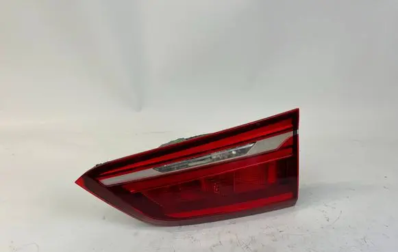 BMW X1 F48 F49 Tailgate rear/tail lights 7350696 03062016 F03580500F