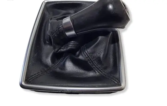 Mercedes-Benz C W204 Gear lever shifter trim leather/knob A2042676310GGGG 2042676310 A2042676310