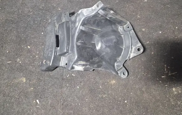 BMW X7 G07 Side bottom protection 7424903 10834110