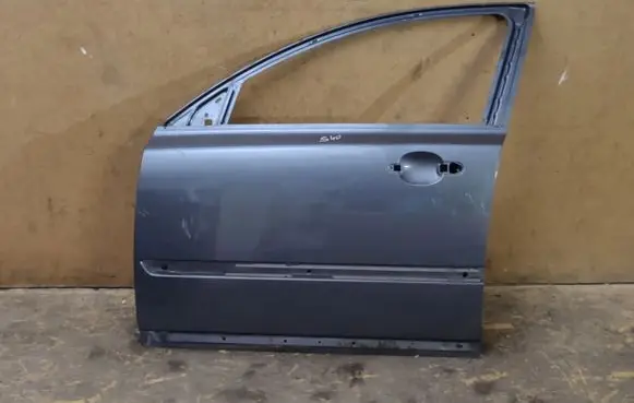 Volvo S40 Front door