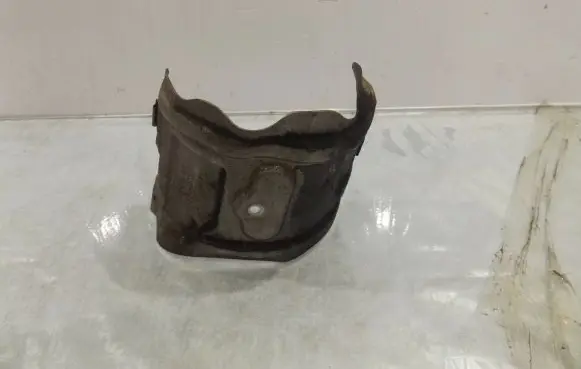 Ford Fiesta Heat shield in engine bay 