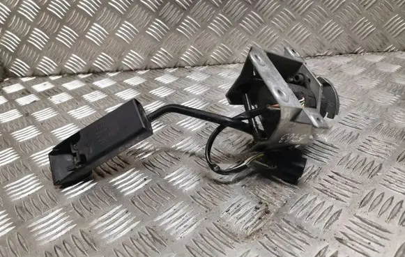 Audi A6 S6 C4 4A Accelerator throttle pedal 4A1721507K