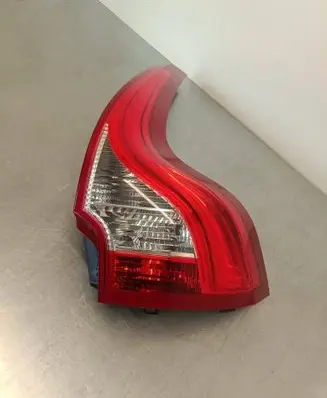 Volvo XC60 Rear/tail lights 31323035 24012014 L90007893