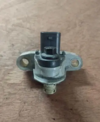 Volvo V40 Crankshaft position sensor 31441271