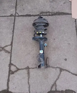Mercedes-Benz C W203 Front shock absorber with coil spring 22141705 VNEE170