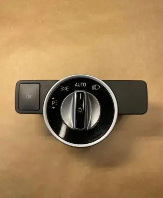 Mercedes-Benz C W204 Light switch A2129050551 10091531