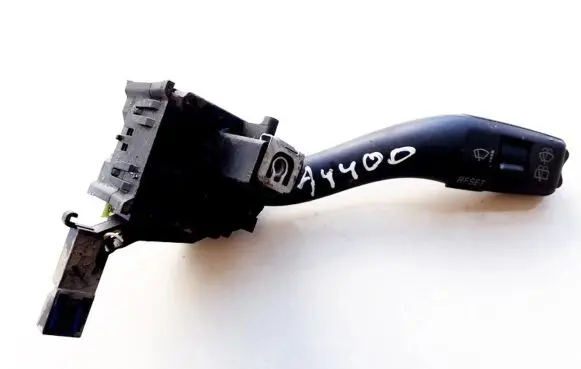 Audi A3 S3 8P Wiper control stalk 8p0953519a 01203610