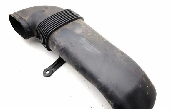 BMW X5 E70 Air intake hose/pipe 7799364