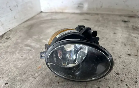 Mercedes-Benz Sprinter W906 Front fog light A9068203861 1N02104 1N001125035