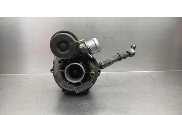 Skoda Fabia Mk1 (6Y) Turbo 045145701
