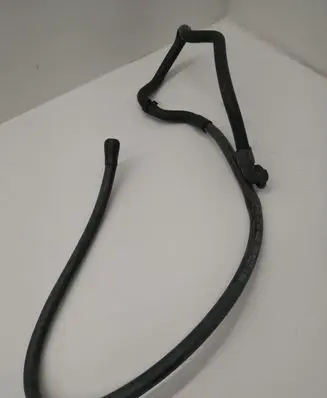 Volkswagen Touareg II Water drain line hose 7P6877202