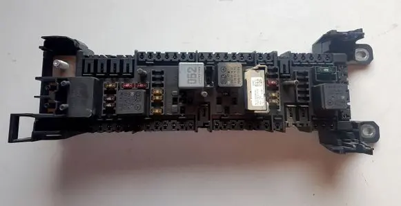 Mercedes-Benz V Class W447 Fuse module A4475460046