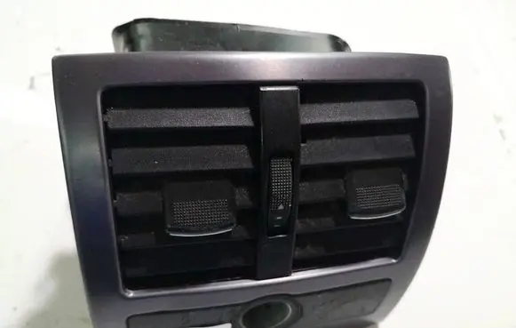 Audi A6 S6 C5 4B Dash center air vent grill 4b0819203
