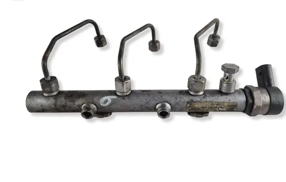 Audi A6 S6 C6 4F Fuel main line pipe 059130090AG