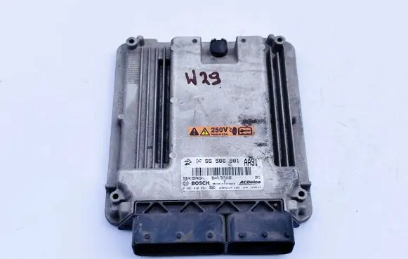 Opel Insignia A Engine control unit/module ECU 55586981 55574814 0281018931