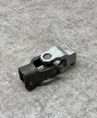 BMW i3 Steering column universal joint 6864587 32306864587
