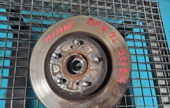 Suzuki Grand Vitara II Front wheel hub spindle knuckle IMPRK1411160