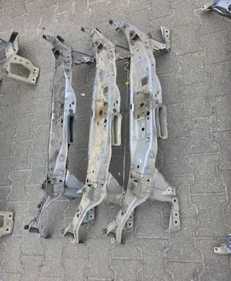 Opel Zafira B Radiator support slam panel 