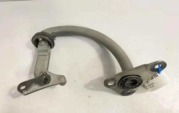 BMW 7 E65 E66 Tailgate/trunk/boot hinge 8240340