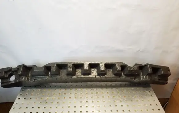 Volkswagen Touran I Front bumper foam support bar 1T0807248F