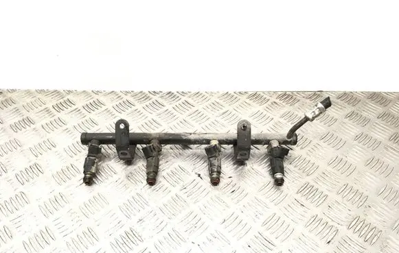 Chrysler Voyager Fuel injectors set 04669938 0280155784 4612213