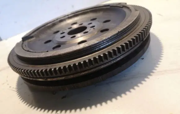 Volvo S70 V70 V70 XC Dual mass flywheel 