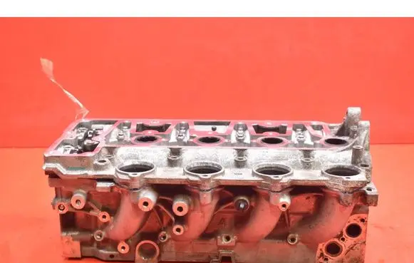 Peugeot 508 RXH Engine head 9688418110