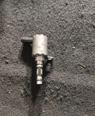 Audi RS3 Oil pressure sensor 06k115243n