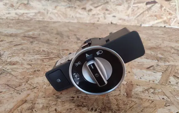 Mercedes-Benz E AMG W212 Light switch A2129056800 10021525