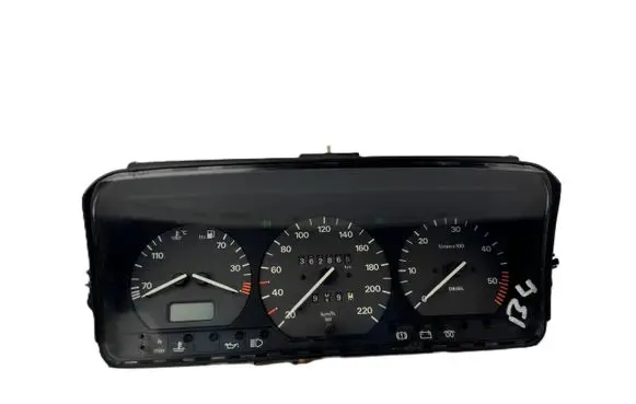 Volkswagen PASSAT B4 Speedometer (instrument cluster) 3A0919033C 5220032310